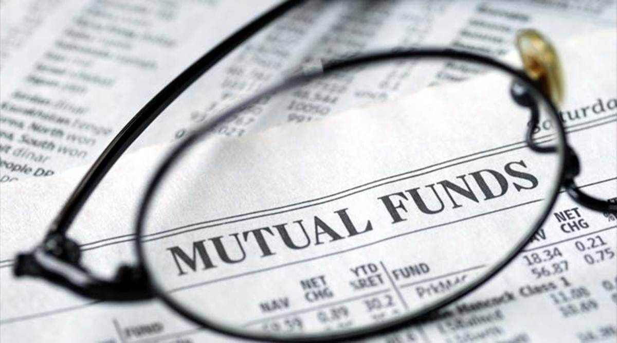 How Does the Stock Market Affect Mutual Funds?
